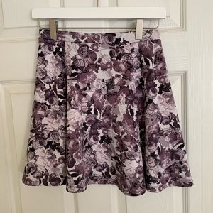SOLD💜🤍White & Purple Skater Skirt